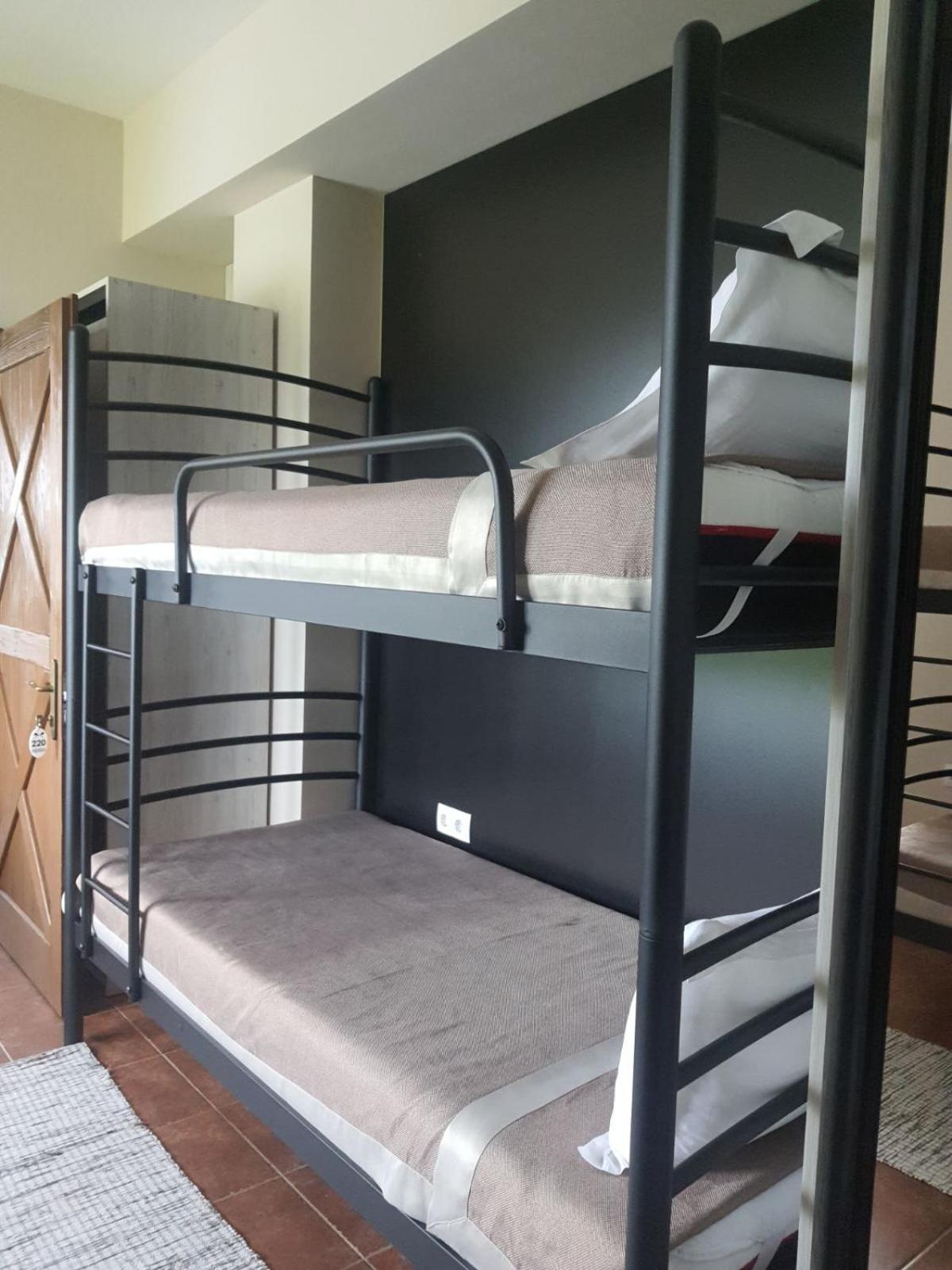 Tulipan Hotel Aquapark Vyshkove Eksteriør billede